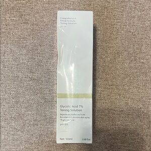 Glycolic Acid 7% Toning Solution - White